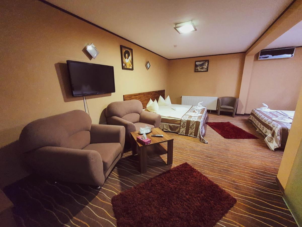 Hotel Belvedere 索瓦塔 外观 照片
