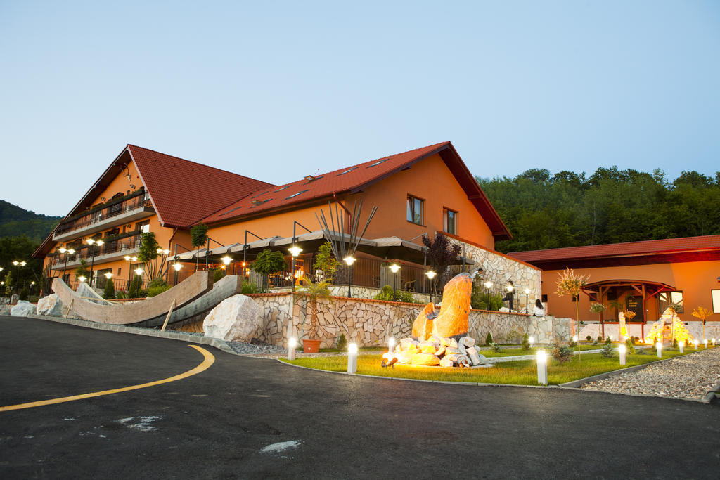 Hotel Belvedere 索瓦塔 外观 照片